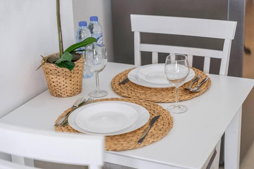Apartment Serene & Sea View & Brand New Listing *