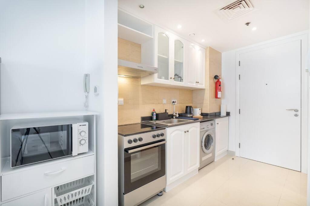 Apartment Serene & Sea View & Brand New Listing Ras al-Khaimah