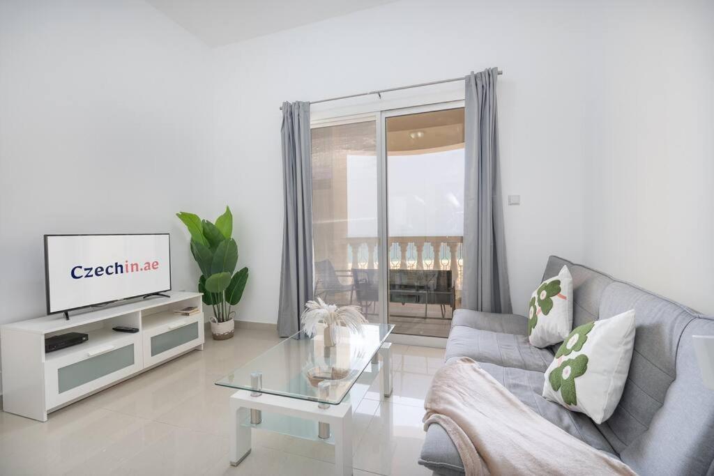 Appartement Serene & Sea View & Brand New Listing